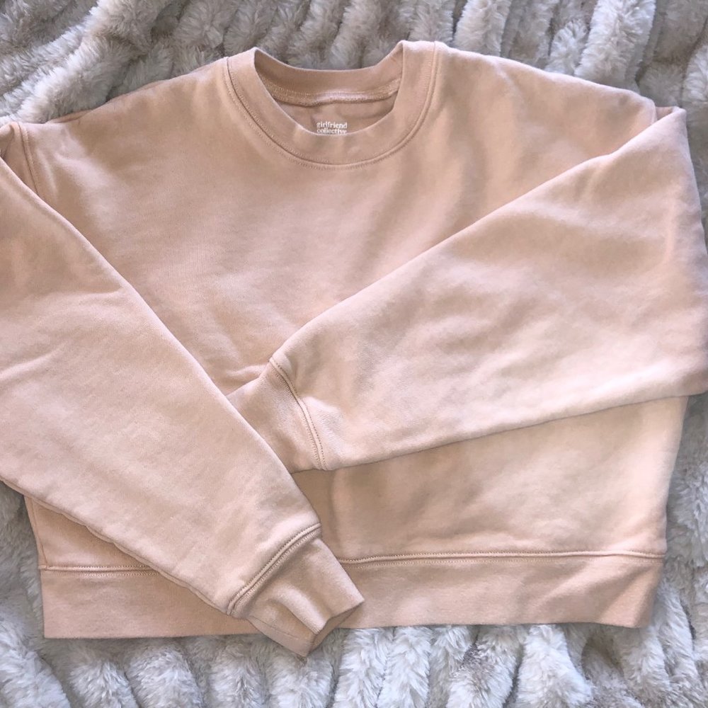 Girlfriend Collective Canyon Cropped Sweatshirt